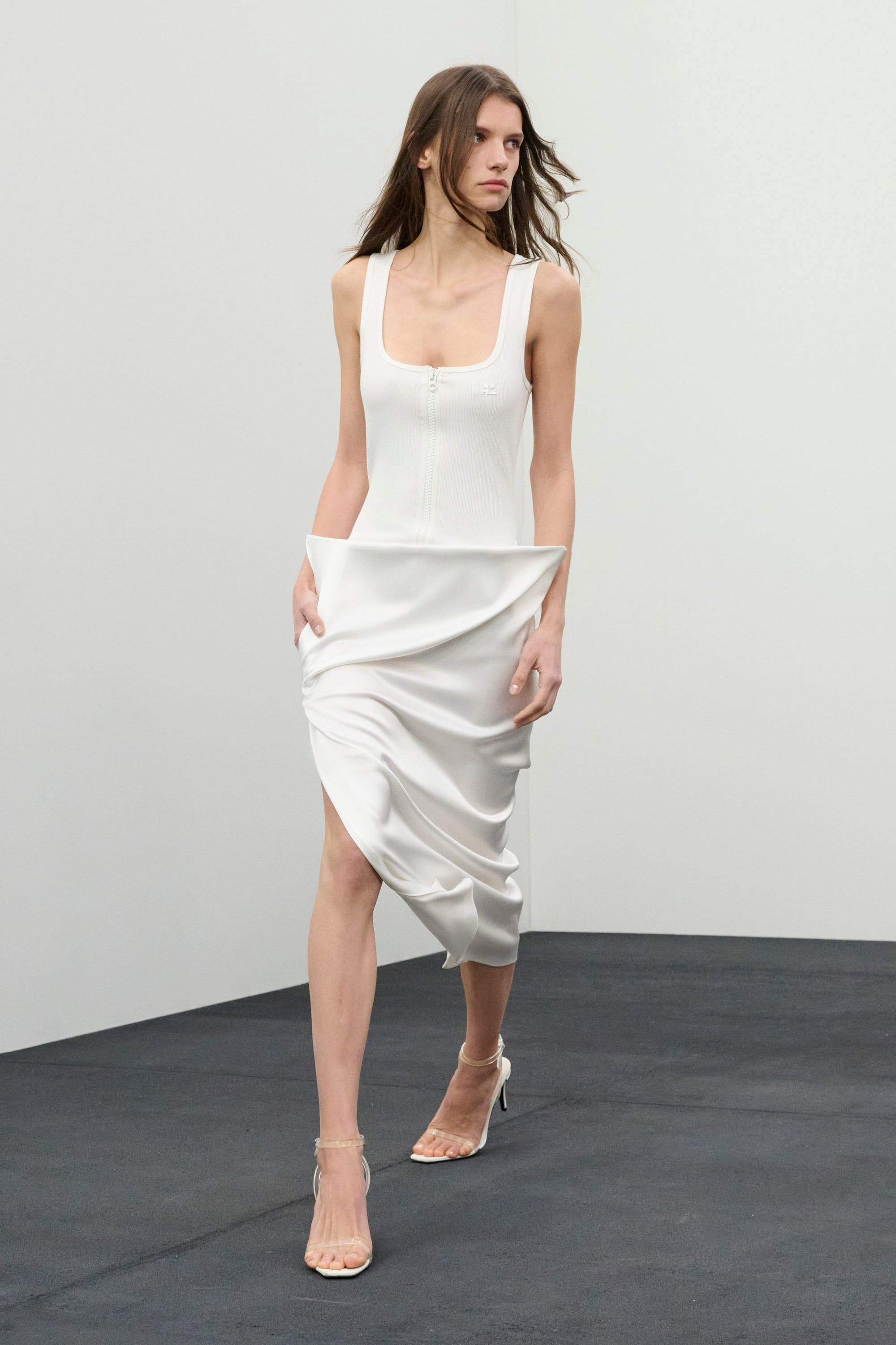 Courrèges Fall 2026 Proves the Brand's Futurism Still Has Legs in the Luxury Market