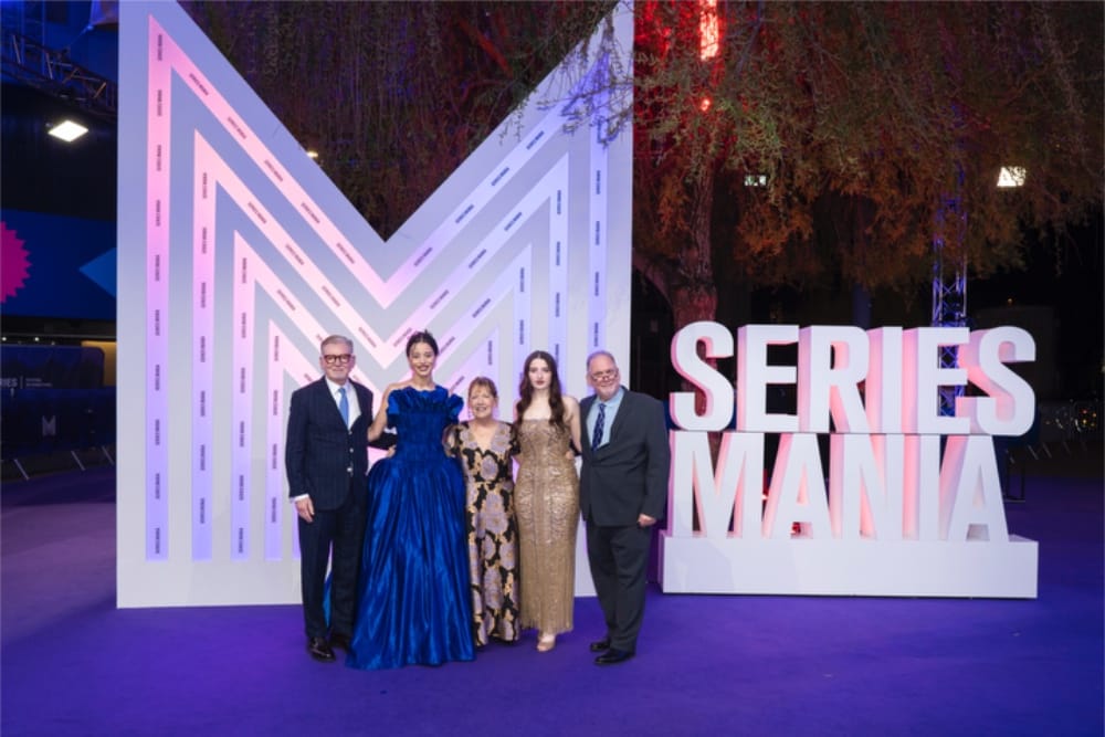 Warren Littlefield, Chase Infiniti, Ann Dowd, Lucy Halliday and Bruce Miller