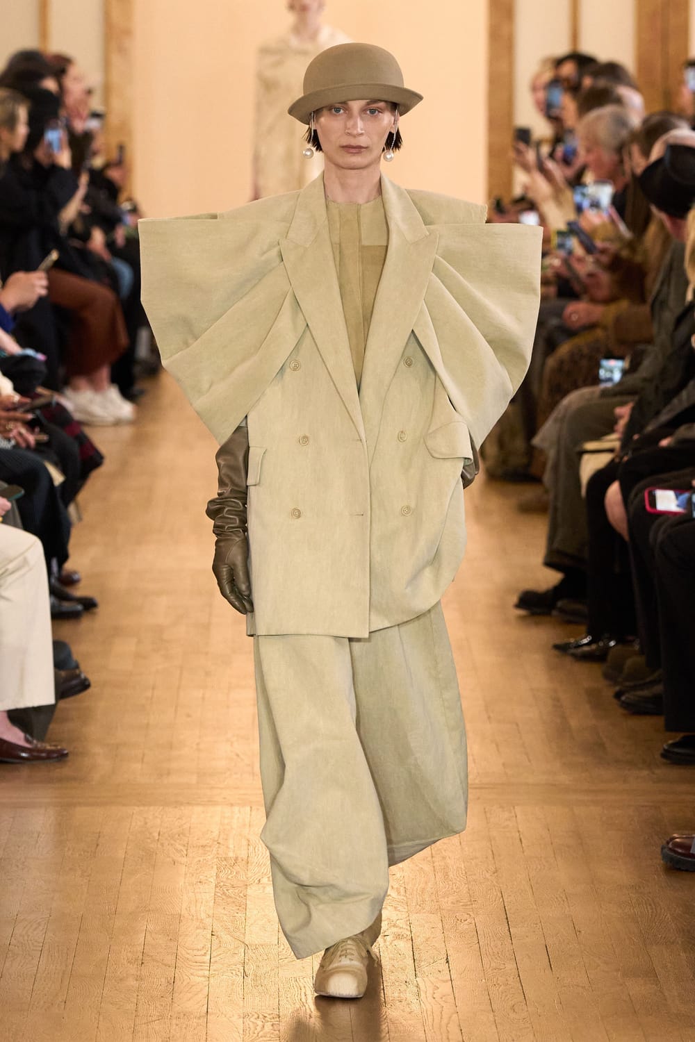 Uma Wang's Fall 2026 Collection Shows Chinese Designers Building Luxury on Their Own Terms